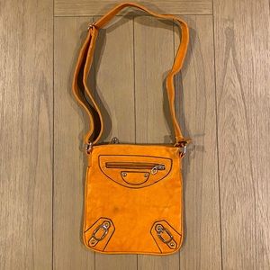 Leather crossbody bag